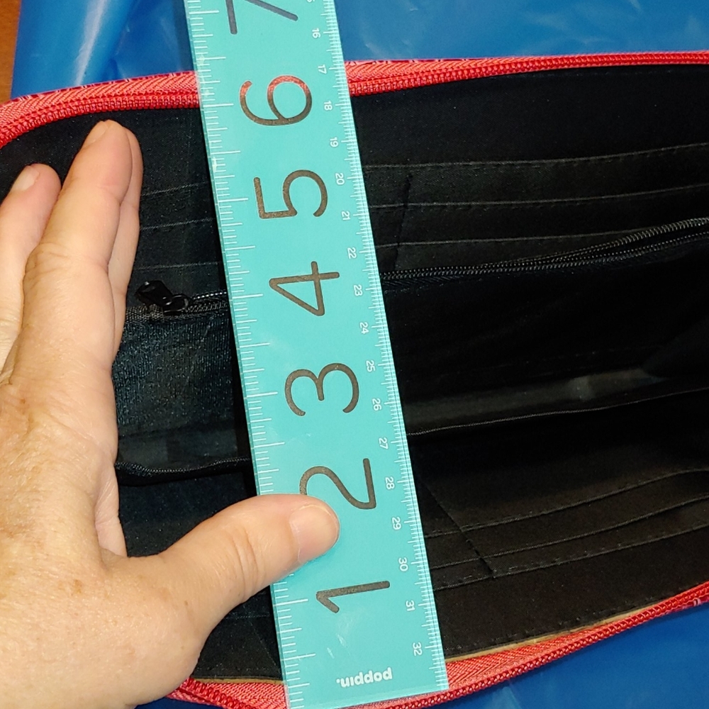 Wristlet - Picture 9 of 10